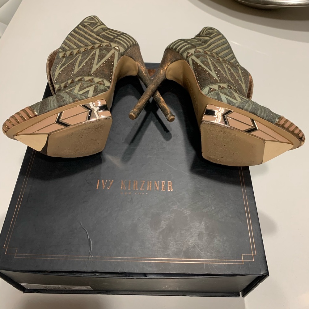 Ivy Kirzhner Green Gold Booties - Picture 3 of 4